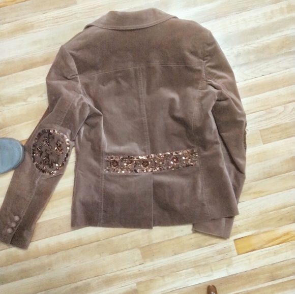 Ladies jacket - Picture 3 of 5